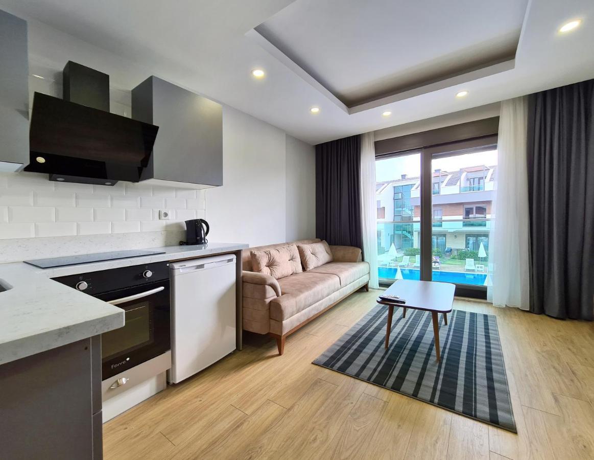 Maisonette-Suite mit Poolblick