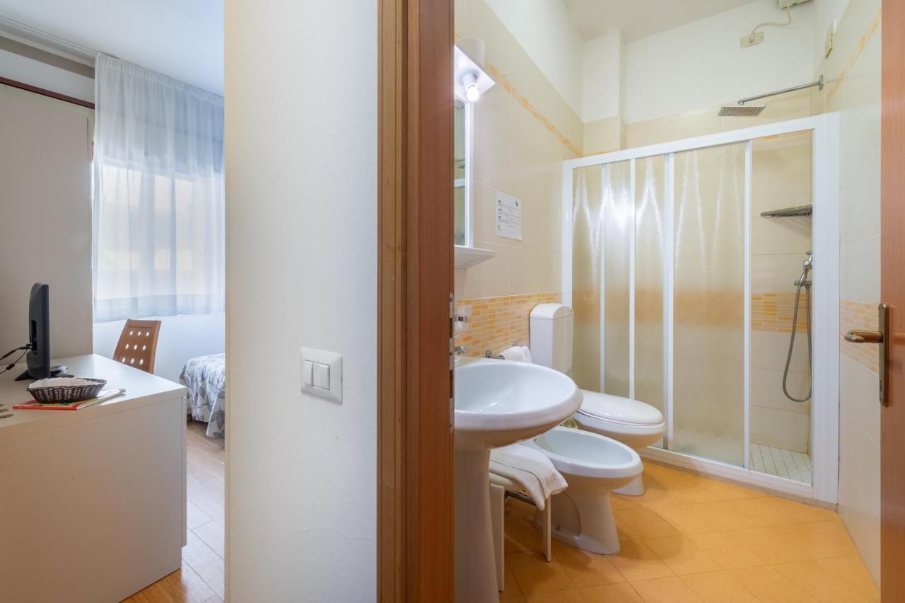 Double or Twin Room,1576753820:JPEG