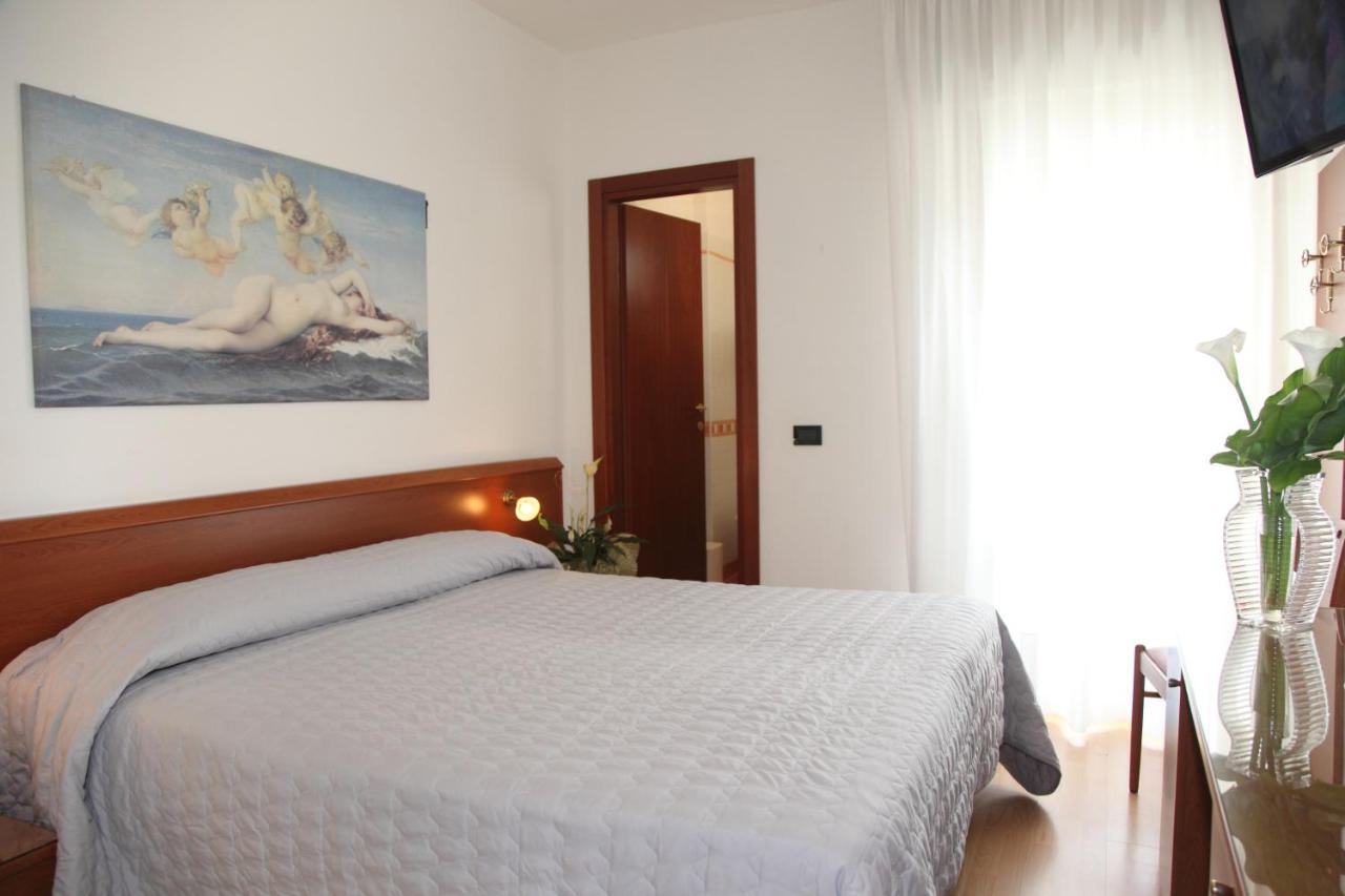 Double or Twin Room Balcony