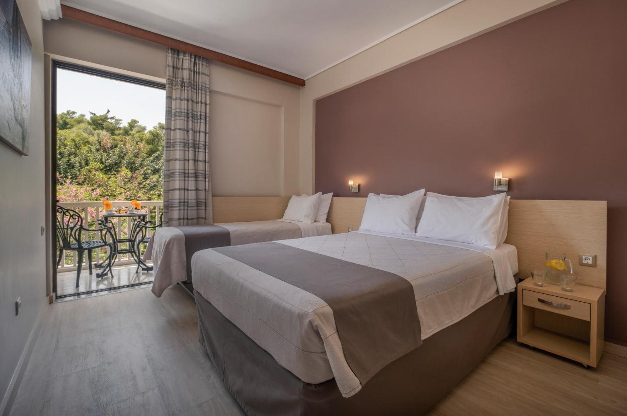 Standard Doppel-/Zweibettzimmer mit Zustellbett