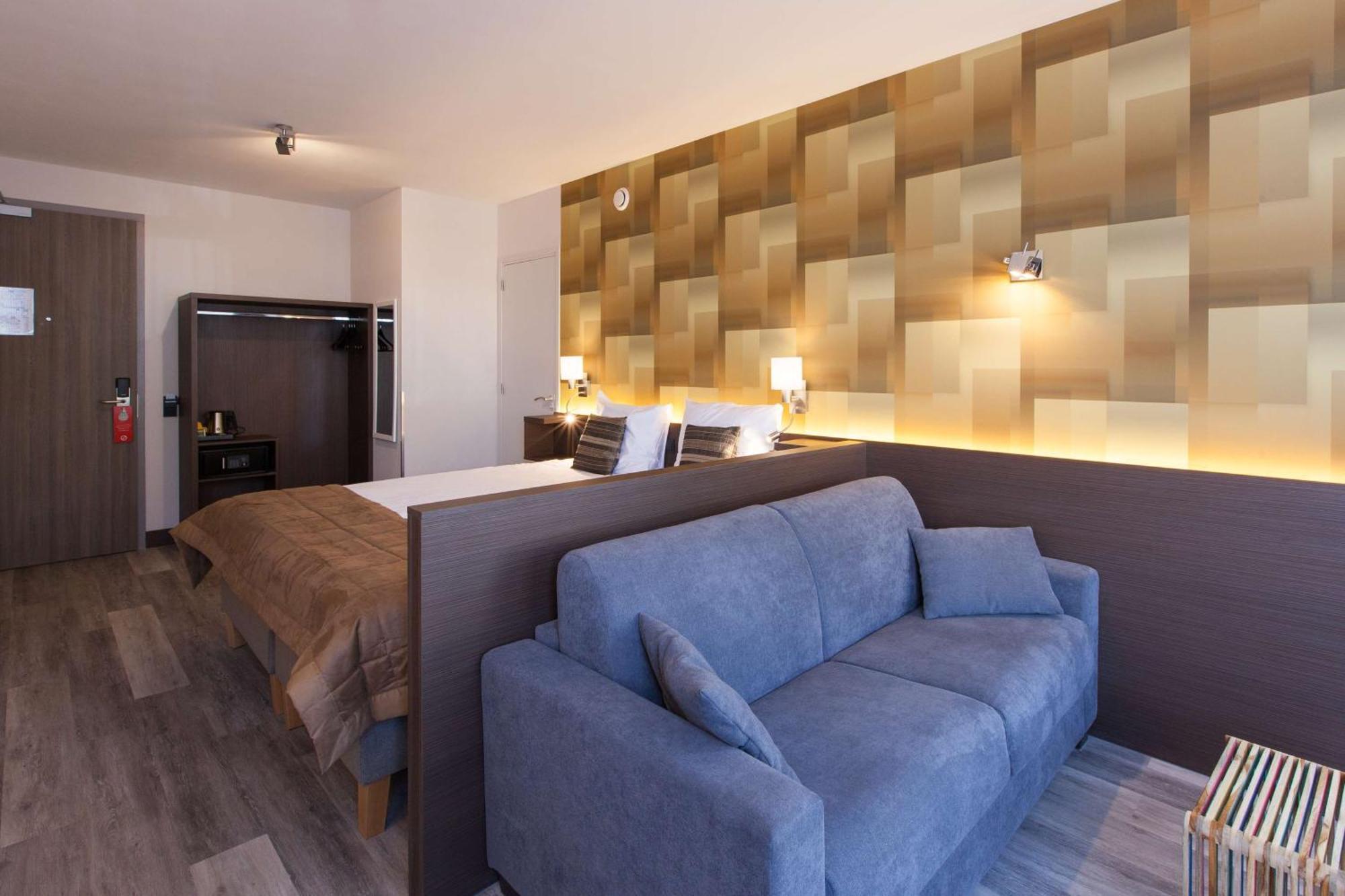 Family Twin Room