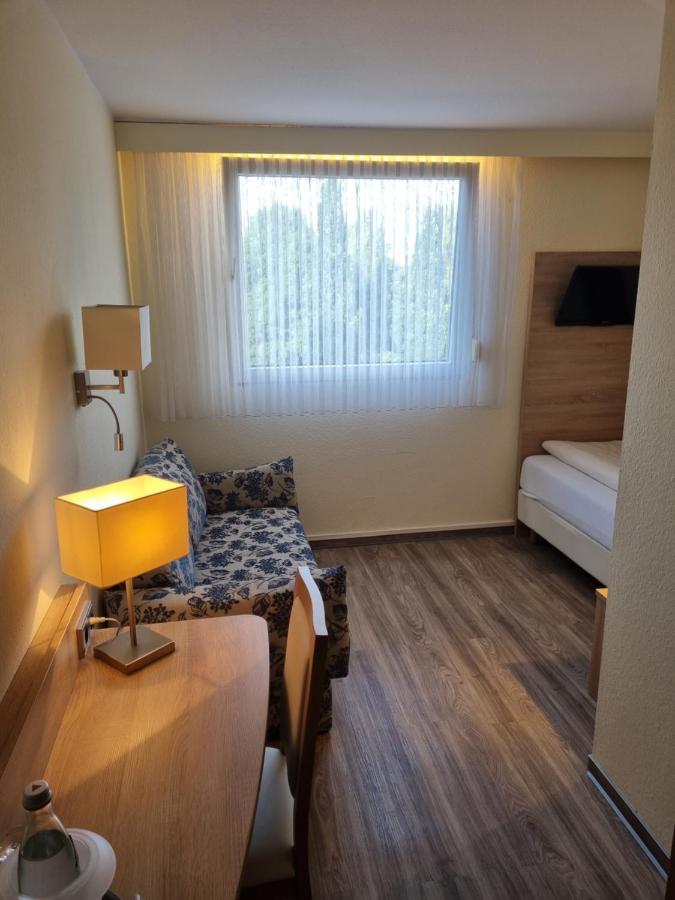 Single Room,1260375919:JPEG