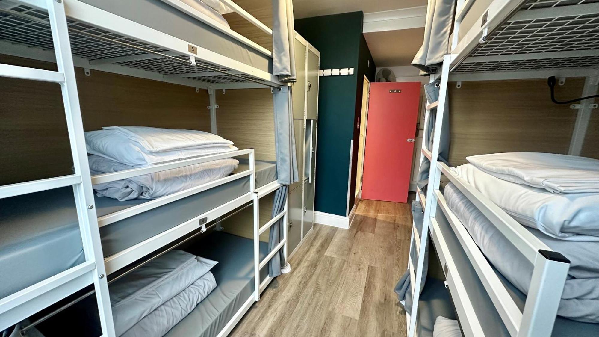 Private 6-Bed Mixed Dormitory Room Ensuite Bathroom,1572654626:JPEG