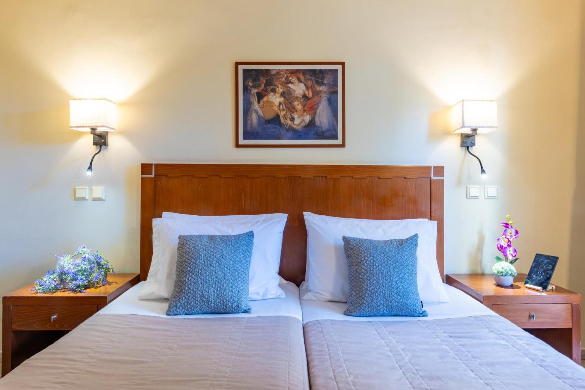2 Doppel-/ Zweibettzimmer mit Verbindungstür