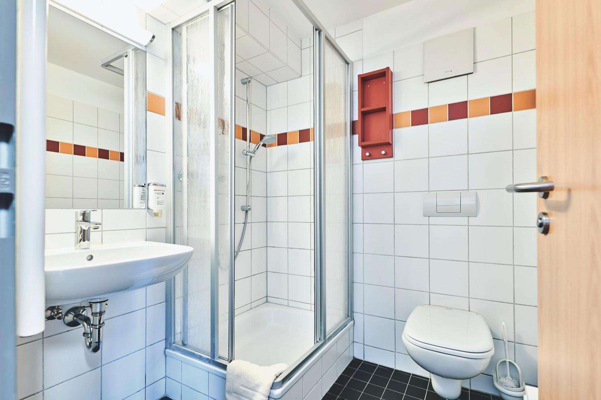 Quadruple Room,1698928982:JPEG
