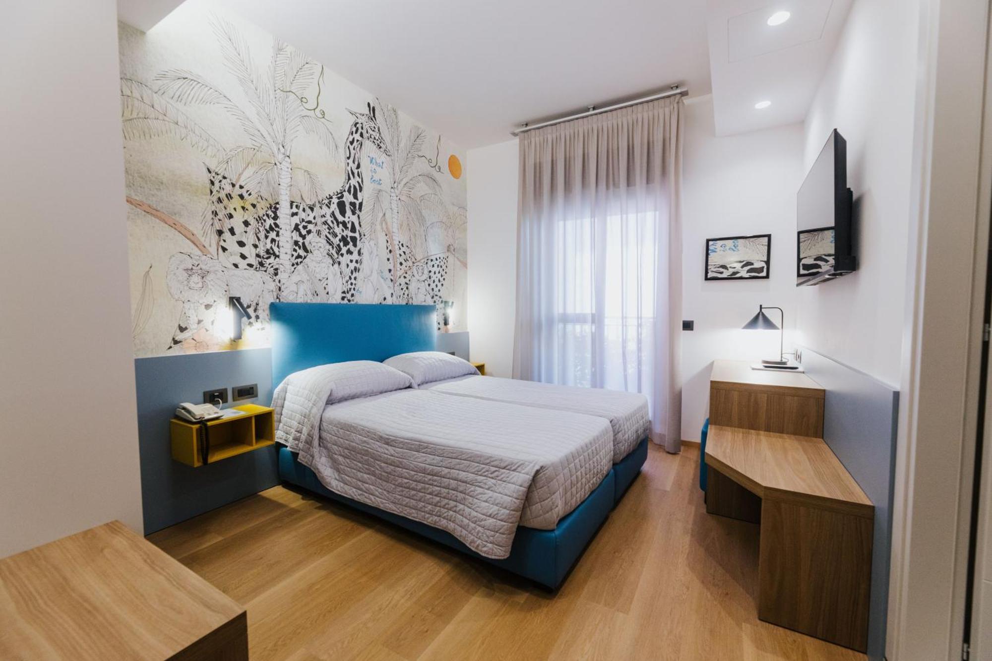 Doppel-/Zweibettzimmer mit Gartenblick