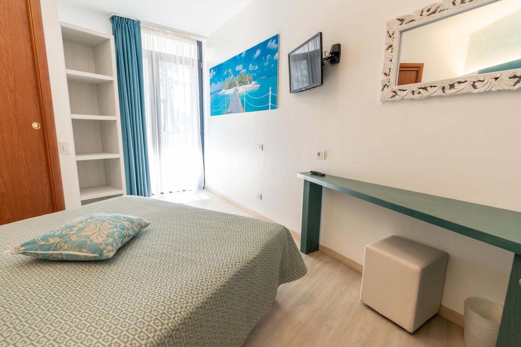Double or Twin Room Balcony