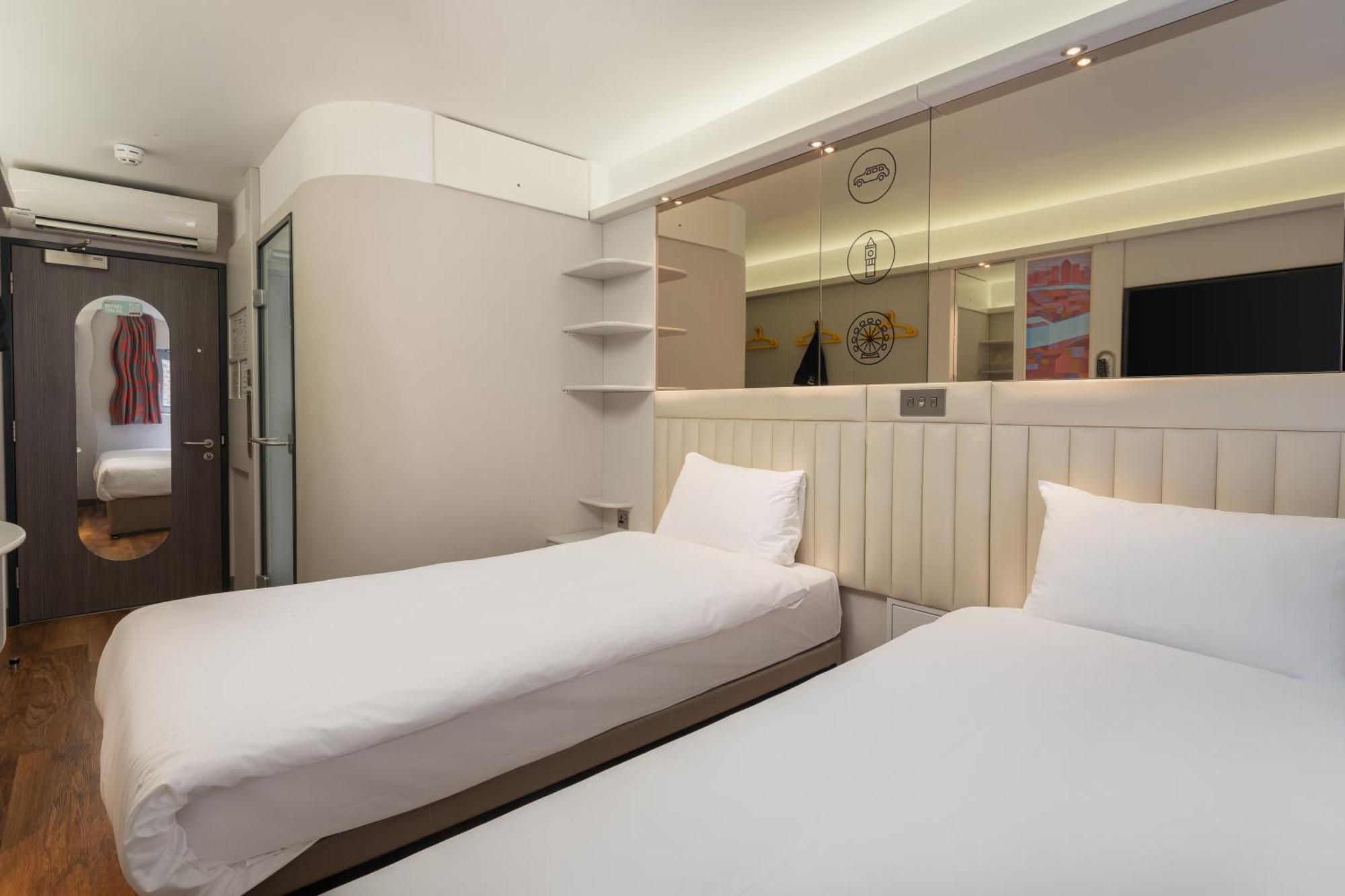 Classic Zweibettzimmer mit Fenster