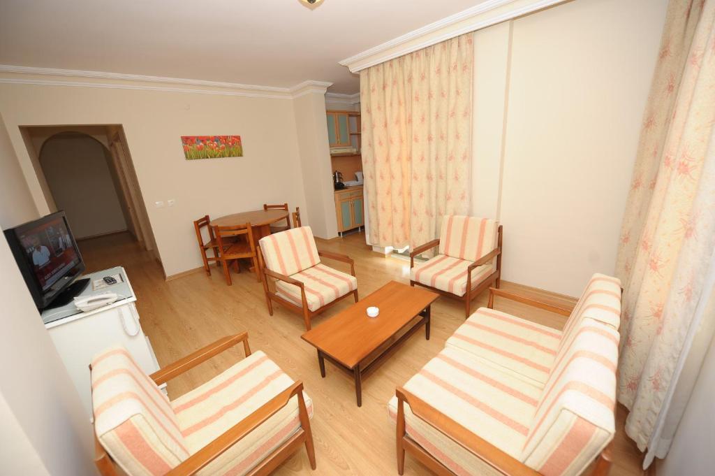 Junior Suite (2 Erwachsene + 1 Kind)