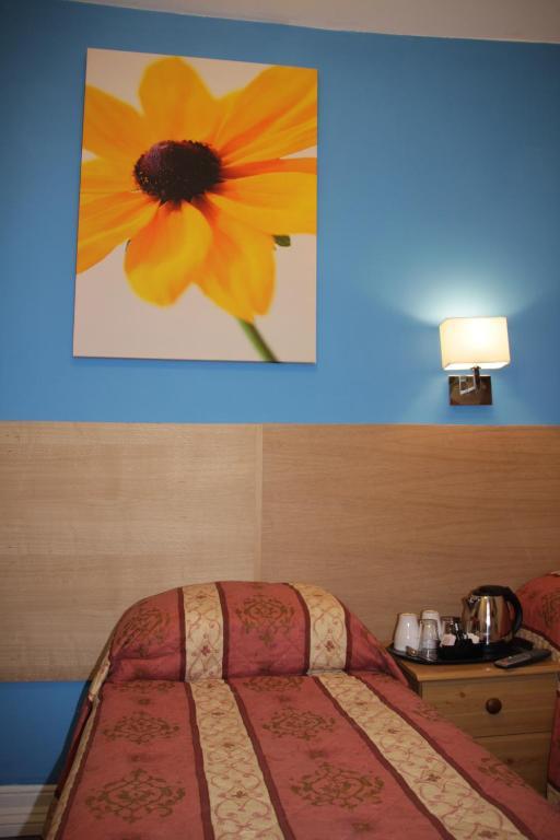 Dreibettzimmer mit eigenem Bad