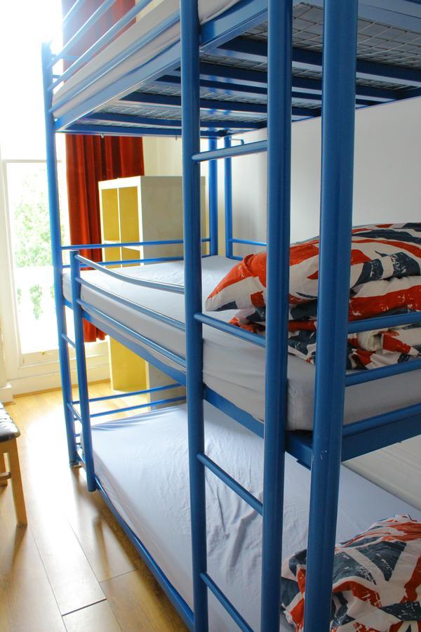 Dreibettzimmer mit Gemeinschaftsbad