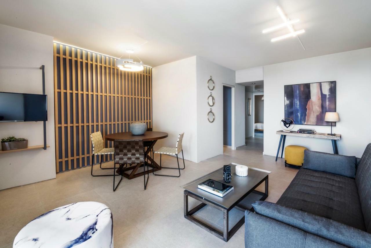 Premium One-Bedroom Apartment Side Sea View,798980751:JPEG