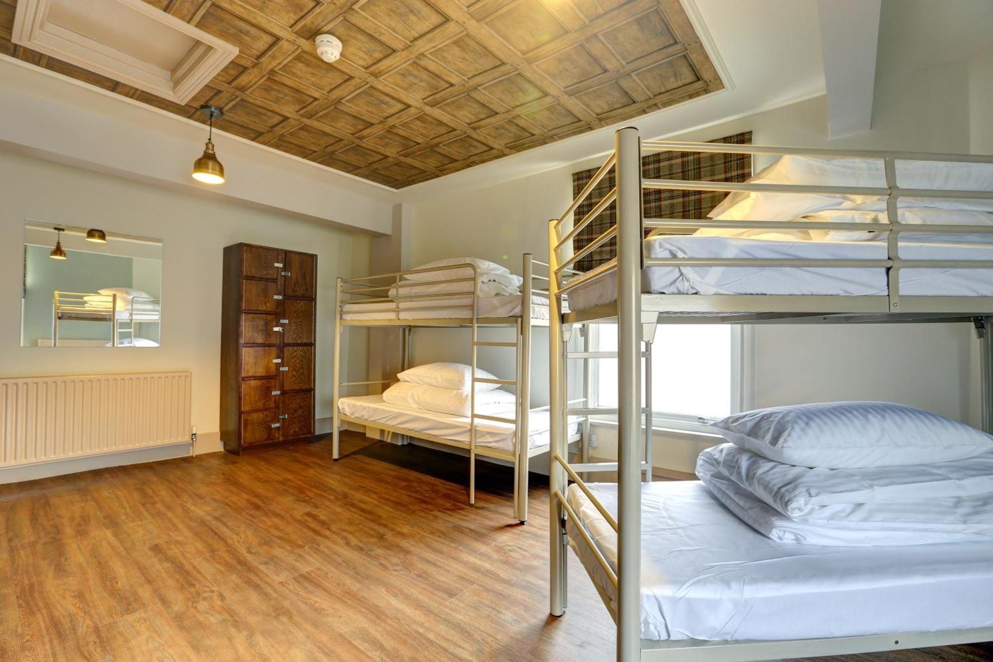 Bett im Frauenschlafsaal mit 6 Betten
