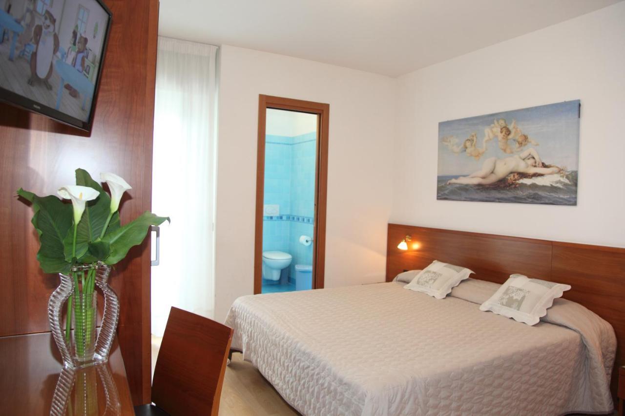 Double or Twin Room Balcony