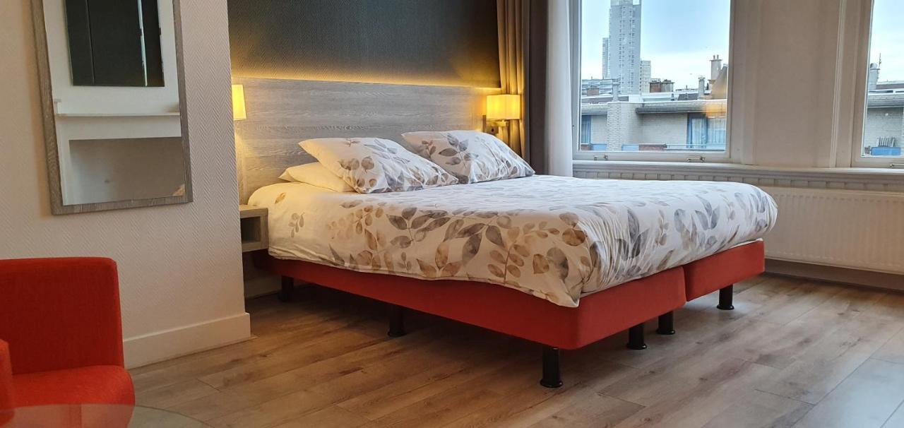Double Room Bath