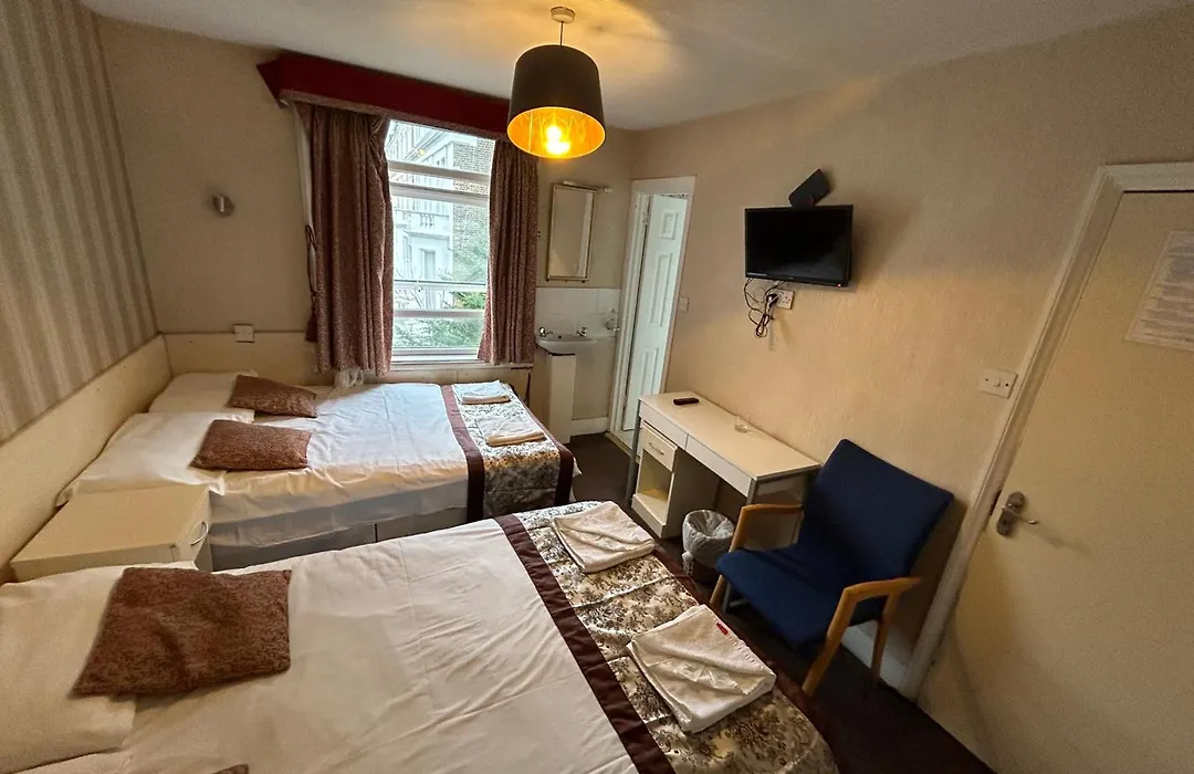 Earls Court Hotel-1