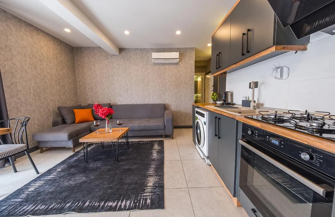 Mrt Suites Lara-1