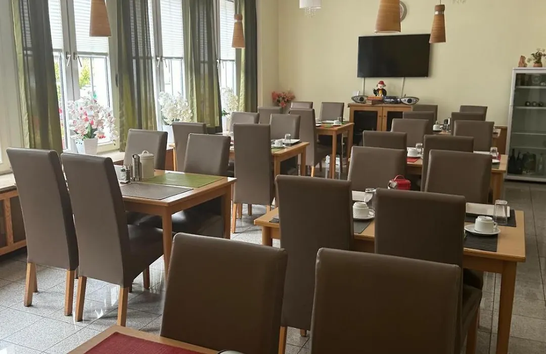 Hotel Drei Kronen-1
