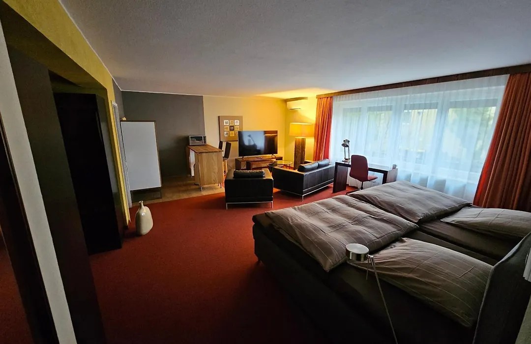 Hotel Donnersberg-1