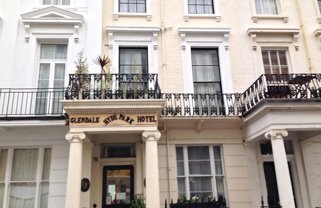 Glendale Hyde Park Hotel-1