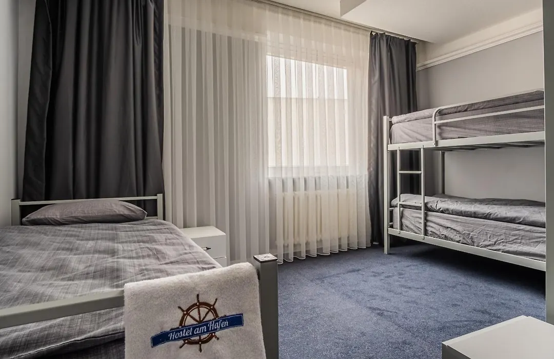 Hostel am Hafen Kiel-1