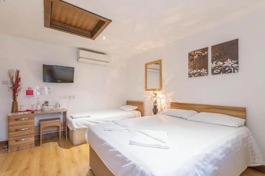 Brick Lane Hotel-1
