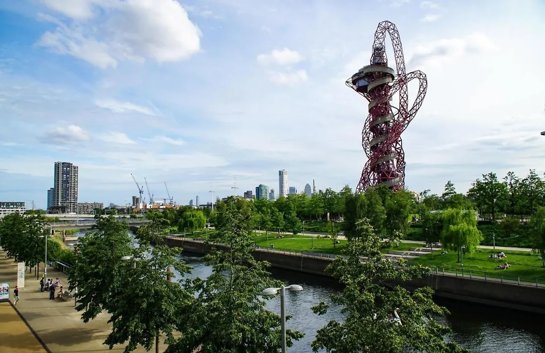 Snoozebox Olympic Park-1