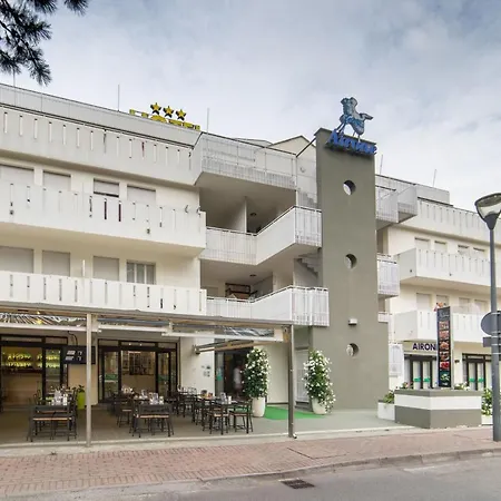 Hotel Airone (Adults Only)-3