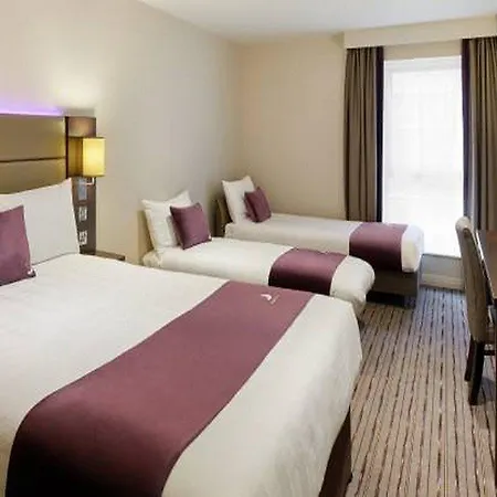 Premier Inn London Wimbledon South-2