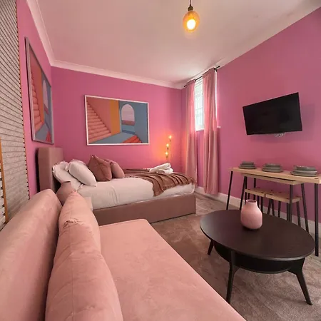 Devonshire Terrace Studios-3