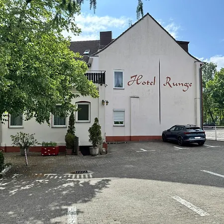 Hotel Runge 24 7 Check In&Free Parking-3