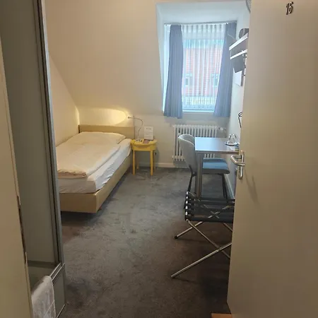 Hotel Flora-3