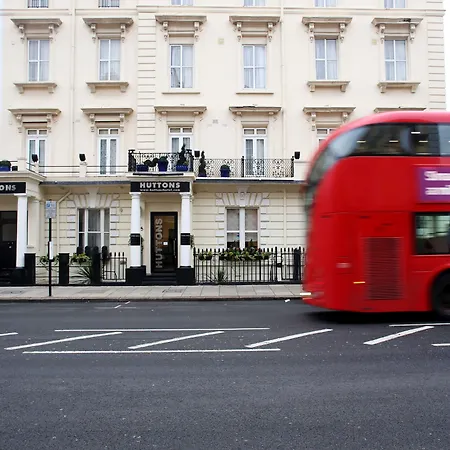 Huttons Hotel, Victoria London-3