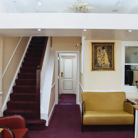 Lord Kensington Hotel-2