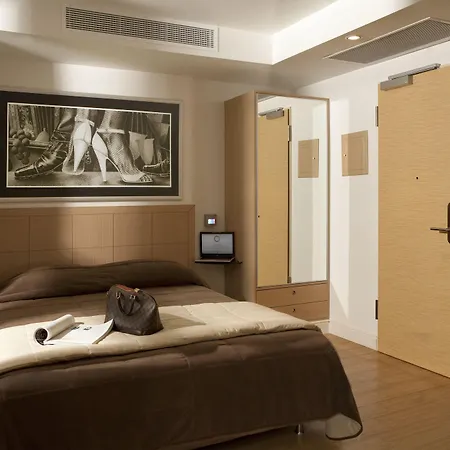Chic Hotel-2