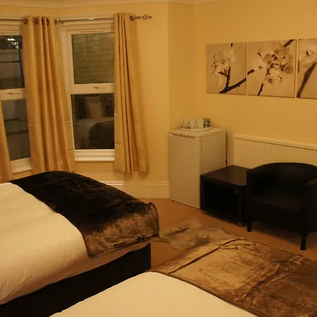Sapphire Hotel London-2
