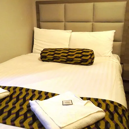 Euro Hotel-3