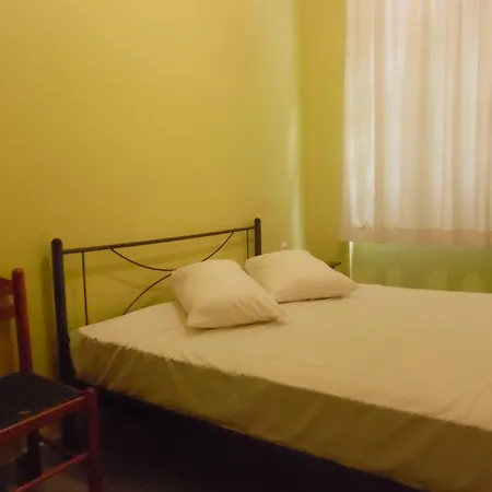 Zeus Hostel-2