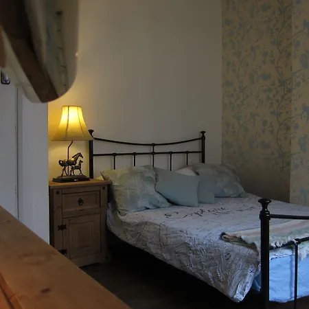 The Horse & Stables-3
