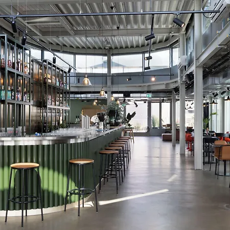 Basecamp Hotel Dortmund-3