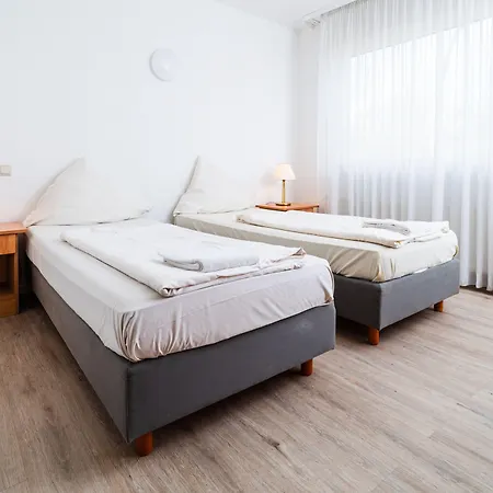 G&L Hotel Dortmund-3