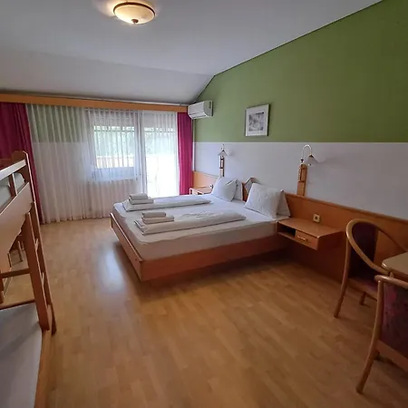 Georgshof-2