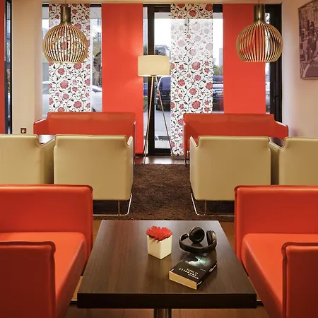 Ibis London Docklands Canary Wharf-3