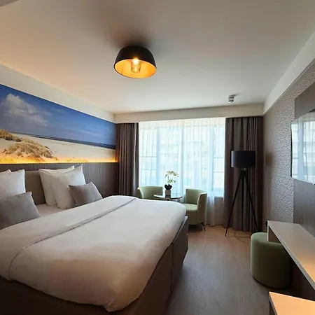 TRYP Badhotel The Hague Scheveningen BRAND NEW-3