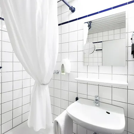 ibis Styles Darmstadt-2
