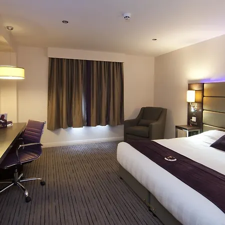 Premier Inn London Southwark-2