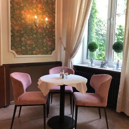 Hotel am Schloss-3