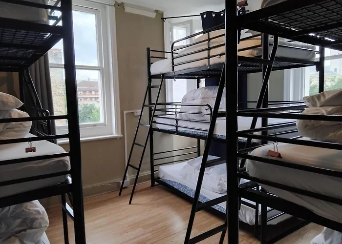 Bell House Hostel London