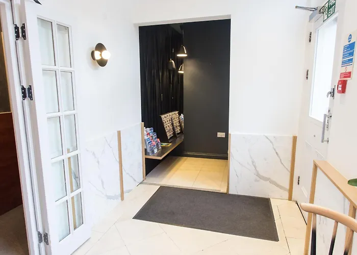 Wardonia Hotel Kings Cross London