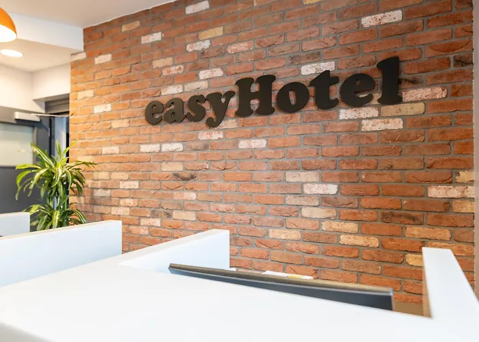 Easyhotel Victoria London